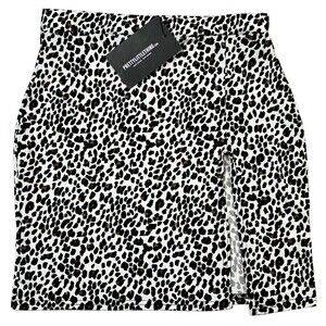 NWT PrettyLittleThing Shape Leopard Print Women’s Pull-On Mini Skirt Size 8